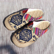 Load image into Gallery viewer, Lazy Shoes, Handmade Shoes, Cloth Shoes, Ethnic Style Beef Tendon Bottom Couple Style Linen Women&#39;s Slippers