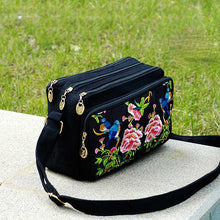 Load image into Gallery viewer, New Ethnic Style Embroidery Bag Retro Canvas Casual Women&#39;s Bag Small Bag Crossbody Bag