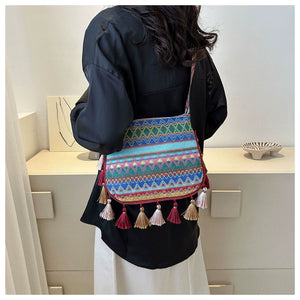 Small Fresh Ethnic Style Crossbody Bag for Women's New Fashion Versatile Wide Shoulder Strap Single Shoulder Bag Tassel Bucket Bag