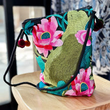 Load image into Gallery viewer, Lotus Embroidery, Embroidery Change Bag, Literary and Artistic Fan Embroidery Gift Bag