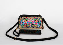 Load image into Gallery viewer, New Ethnic Embroidery Flower Bag Fashion Clutch Bag Shoulder Slung Mobile Phone Bag Mini Bag