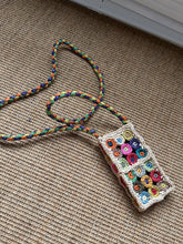 Load image into Gallery viewer, New Niche Design Shoulder Messenger Bag Colorful Raffia Hand-woven Mobile Phone Bag