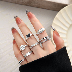 9-piece Set of Vintage Crying Face Rings, Playing Card Rings, Hollowed Out Love Rings, Daisy Rings, Alloy Chain Rings