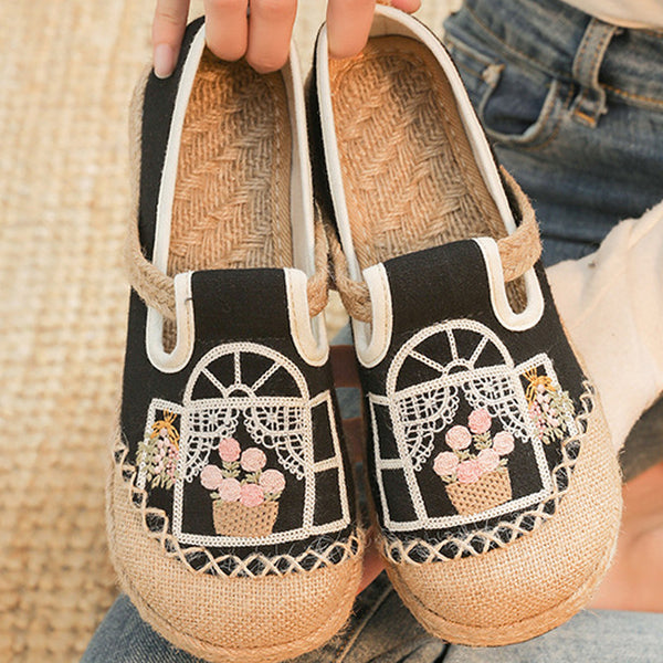 New Embroidered Cloth Shoes Flat Bottom Shallow Mouth Woven Cloth Shoes Lazy One Pedal Round Head Splicing Women's Cloth Shoes