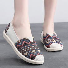 Load image into Gallery viewer, Ethnic Stripe Cloth Shoes Breathable Flat Sole Women&#39;s Single Shoes with One Step Lazy Canvas Shoes