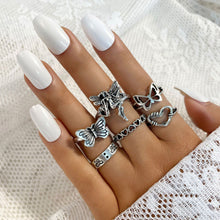 Load image into Gallery viewer, 9-piece Set of Vintage Crying Face Rings, Playing Card Rings, Hollowed Out Love Rings, Daisy Rings, Alloy Chain Rings