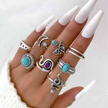 Load image into Gallery viewer, 9-piece Set of Vintage Crying Face Rings, Playing Card Rings, Hollowed Out Love Rings, Daisy Rings, Alloy Chain Rings