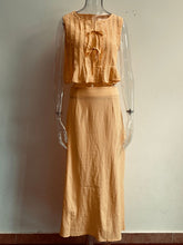Load image into Gallery viewer, 6 Colors Breathable Cotton and Linen Pleated Sleeveless Straps, Women's Shirts, High Street Long Skirts.