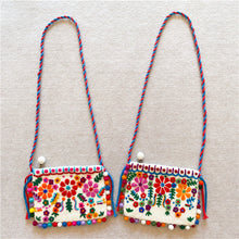 Load image into Gallery viewer, Nepal handmade wool felt floret shoulder bag Messenger bag Mori female mobile phone bag