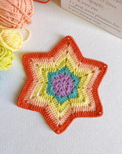 Load image into Gallery viewer, Hand-crocheted Small Daisy Coasters, Anti-scalding and Heat-insulating Cushions, Wool Coasters, Gifts for Girlfriends, Flower Slices in Large Quantities