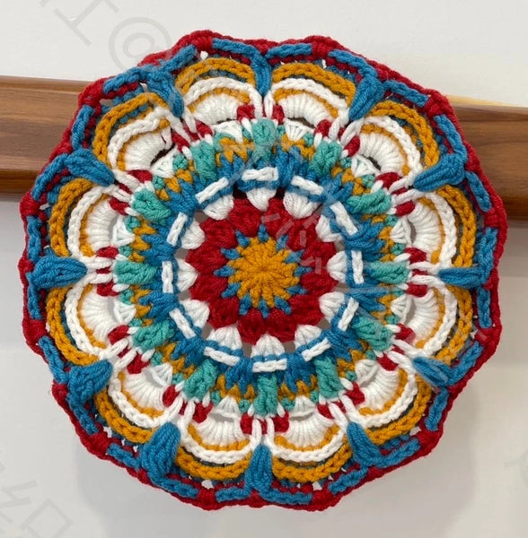 Hand-crocheted Small Daisy Coasters, Anti-scalding and Heat-insulating Cushions, Wool Coasters, Gifts for Girlfriends, Flower Slices in Large Quantities
