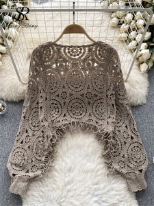Autumn Casual Loose Knitting Top O Neck Hook Flower Hollow Long Sleeved Tassel Design Fashion French Vintage Blouse