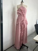 Load image into Gallery viewer, Chic pleated halter neck long vacation dress high quality purple strapless Lotus Edge Maxi Dress 2025 New Lady Vacation Gowns