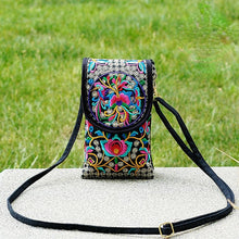 Load image into Gallery viewer, New Ethnic Embroidery Fashion Slung Bag Mobile Phone Bag Female Joker Mini Lady Shoulder Mobile Phone Bag
