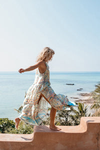 Chiffon Beach Dress Printed V-neck Short-sleeved Bohemian Dress