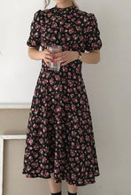 Load image into Gallery viewer, New Floral Print Short Sleeve Casual Dress