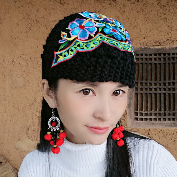 Ethnic style embroidered hat, fashionable and versatile, leisure trend, special women's knitting hat