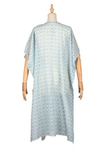 Load image into Gallery viewer, Summer Women&#39;s Chiffon Beach Sunscreen Shirt Pullover Jacket Chiffon Shawl