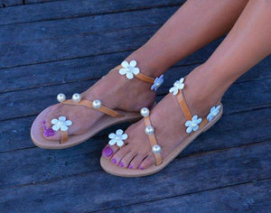 Flat Bottomed Flower and Pearl Adornment Toed Casual Sandals