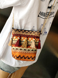 Bohemian New Ethnic Wind Woven Tassel Shoulder Messenger Bag Fashion Beach Straw Bag