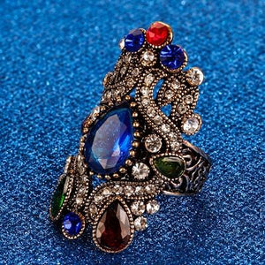 Spiral Sapphire Retro Style Ring