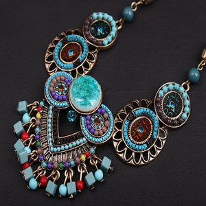 Vintage Bohemian Handmade Beaded Necklace Women's Multilayered Color Clothing Accessories Necklace