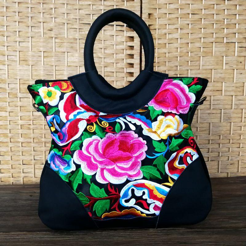 Ethnic characteristics embroidered handbags fashion national wind billiards shoulder slung handcuffs shell bag