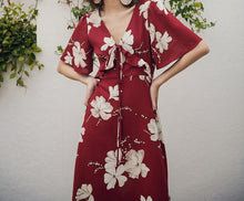 Load image into Gallery viewer, VINTAGE FLORAL CHIFFON HOHO MAXI DRESS