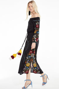 Shoulder-off Bohemian stripes heavy geometric embroidery tassels linen in the long section of the Black dress