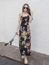 Load image into Gallery viewer, Spagetti Neckline Maxi Floral Beach Bohemia Dress