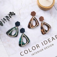 Load image into Gallery viewer, Fashion Irregular Triangle Geometry Earrings for Women Girls Acetate Texture Acrylic Earrings Party Jewelry Gifts