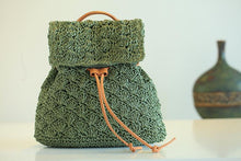 Load image into Gallery viewer, Retro Straw Drawstring Bag Beach Travel Shoulder Bag