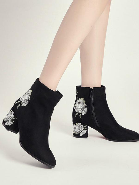 Autumn and winter new retro national wind embroidered boots children's short boots high-heeled embroidery women's boots