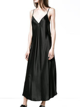 Load image into Gallery viewer, Big Size V-collar black Dress