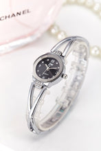 Load image into Gallery viewer, Fashion Girl Bracelet Waterproof Quartz Electronics Watch