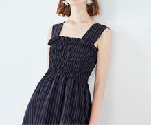Load image into Gallery viewer, VINTAGE STRIPES MIDI DRESS