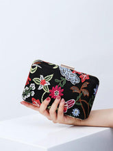 Load image into Gallery viewer, Embroidered evening bag ethnic style banquet bag