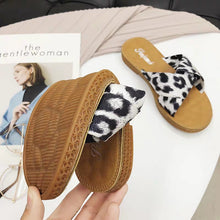 Load image into Gallery viewer, Women Summer Leopard Flat Slippers