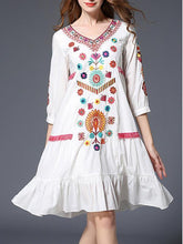 Load image into Gallery viewer, Sweet Floral Embroidery 3/4 Sleeve V Neck Midi Dress