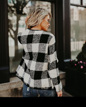Load image into Gallery viewer, Fashion Plaid Long Sleeve Autumn Tops