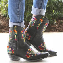 Load image into Gallery viewer, Plus Size Embroidered Pointed Toe Women&#39;s Martin Boots