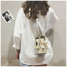 Load image into Gallery viewer, Fringe Barrel Chain Crossbody Woven Bag