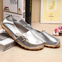 Load image into Gallery viewer, Big Size Shine Lace Up Flat Soft Pure Color Leather Shoes
