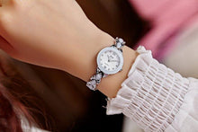 Load image into Gallery viewer, New Korean Women Fashion Casual Steel Band Quartz Watch