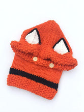 Load image into Gallery viewer, Knitted Fox Featured Warmer Hat