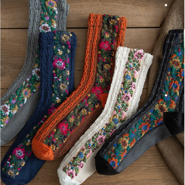 Retro socks women's tube socks ethnic style literary forest floral Japanese pile stockings stockings