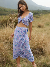 Load image into Gallery viewer, Bohemian Women&#39;s Irregular Half Skirt Umbilical Top Two Sets