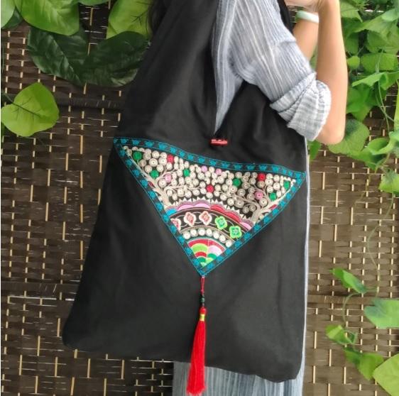 Tibet national style embroidery bag one-shoulder cloth bag