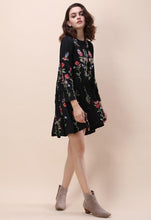 Load image into Gallery viewer, Black Loose Floral Embroidered Long Sleeve Round Neck Mini Dress