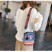 Load image into Gallery viewer, Women&#39;s bag shoulder bag ethnic style tassel messenger small bag women bucket bag